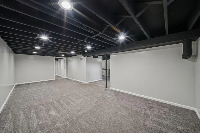 $389,900 | 8450 Kraay Avenue, Munster, IN 46321