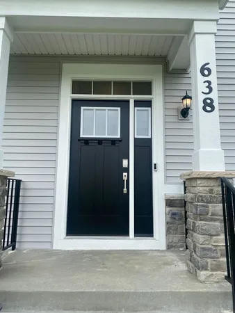 $2,900 | 638 Wolverine Drive, Aurora, IL 60502