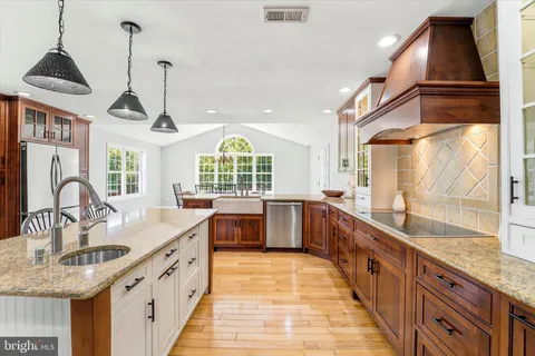 $799,000 | 205 Maplewood Drive, Phoenixville, PA 19460