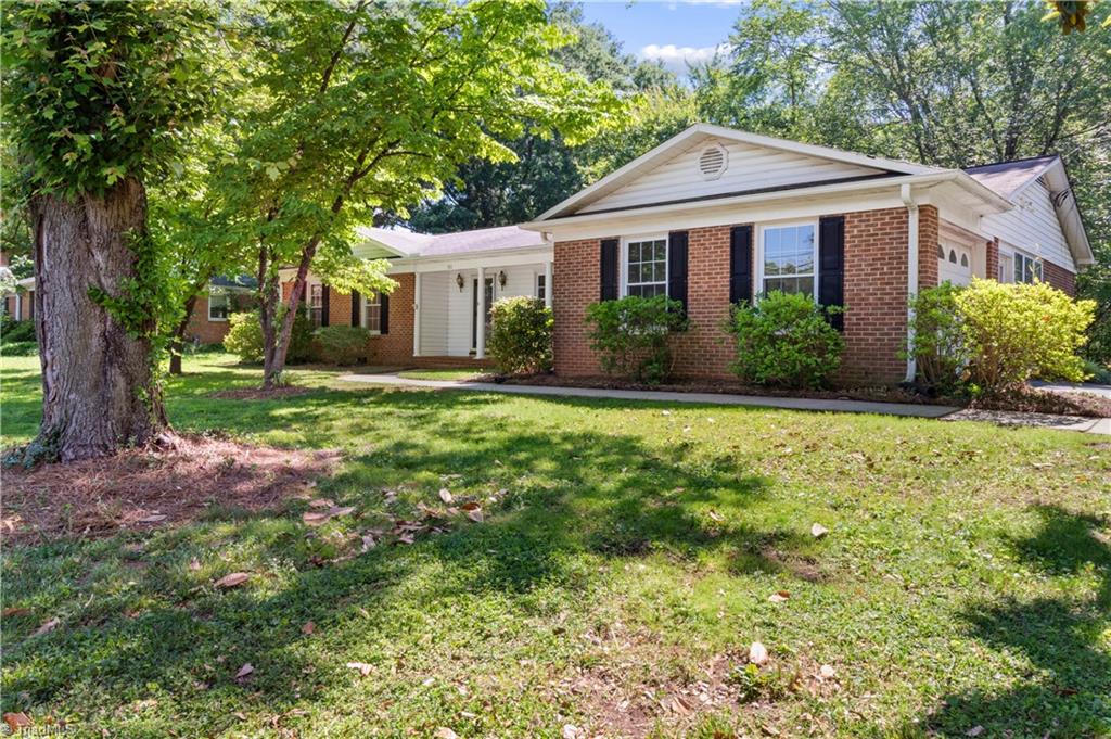 701 North Peace Haven Road Winston-Salem, NC 27104 - Photo 1 of 24