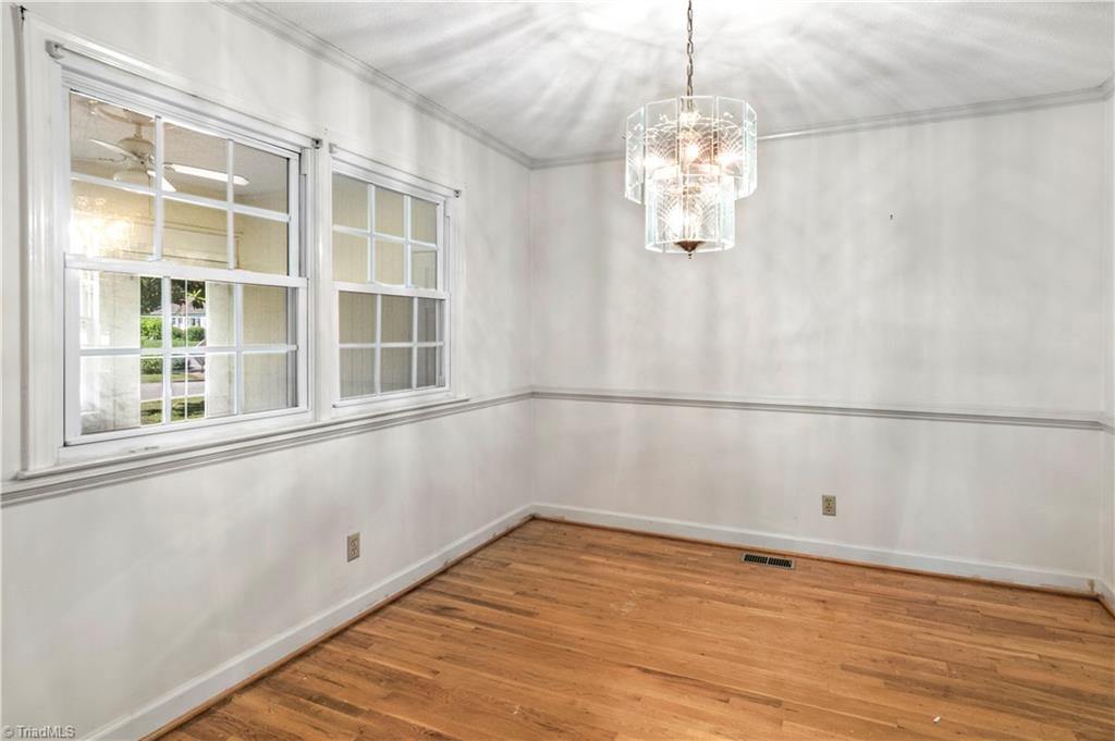 701 North Peace Haven Road Winston-Salem, NC 27104 - Photo 11 of 24