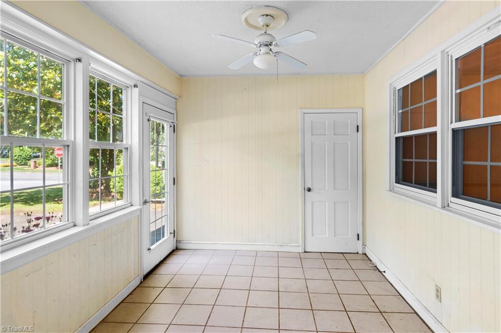 701 North Peace Haven Road Winston-Salem, NC 27104 - Photo 12 of 24