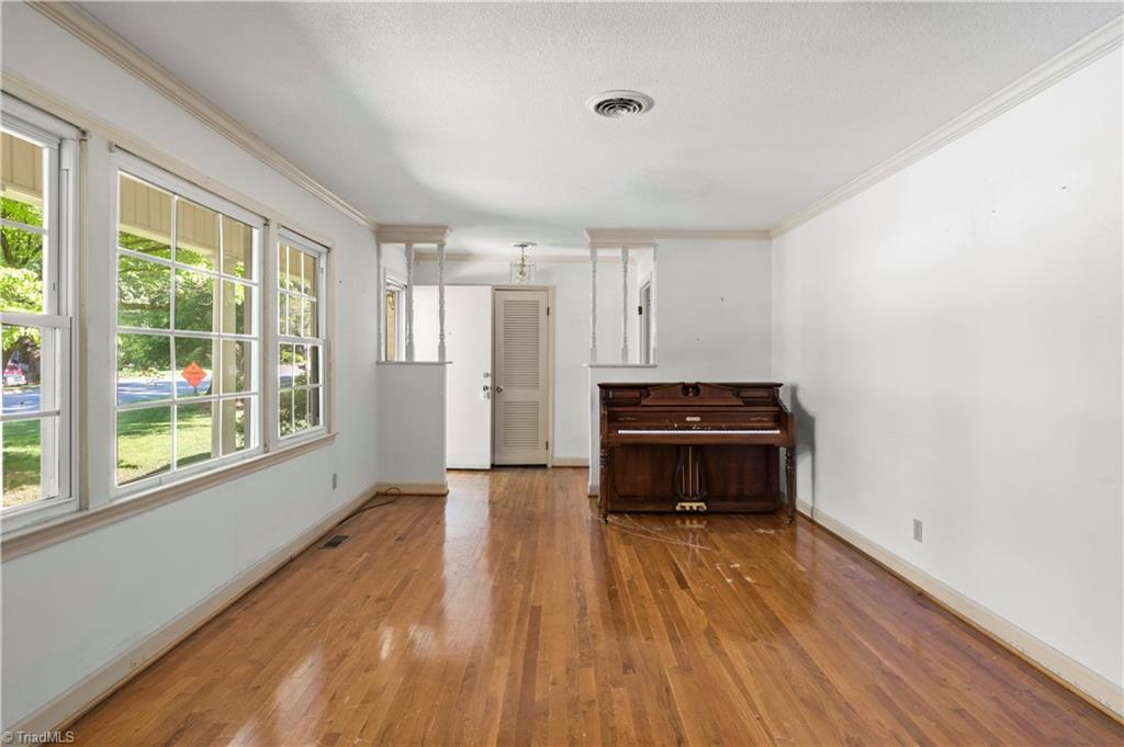 701 North Peace Haven Road Winston-Salem, NC 27104 - Photo 14 of 24