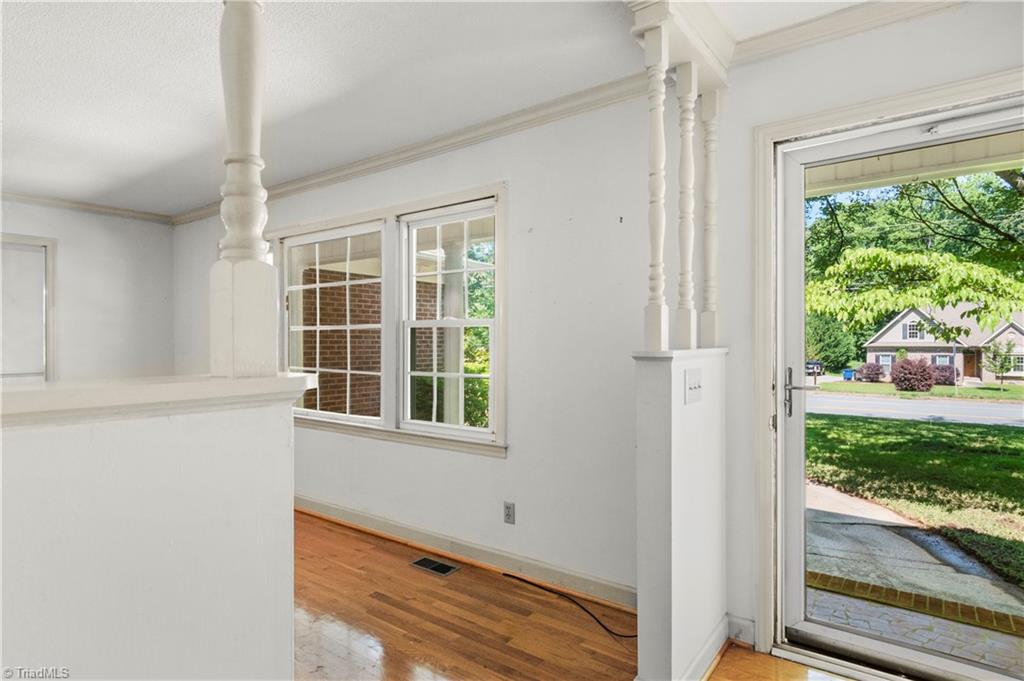 701 North Peace Haven Road Winston-Salem, NC 27104 - Photo 5 of 24