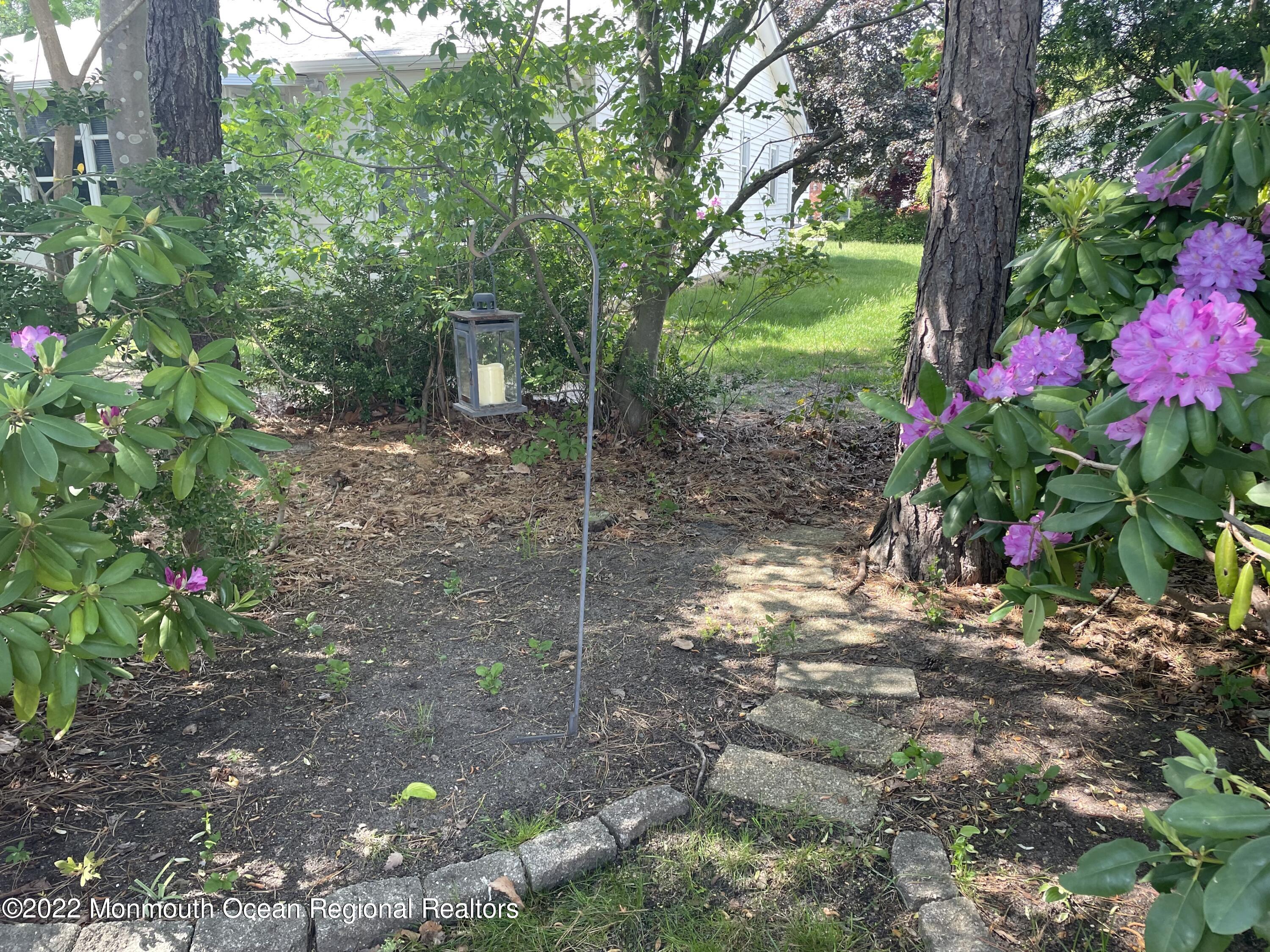 26 Meadowbrook Road Brick, NJ 08723 - Photo 30 of 32 patio