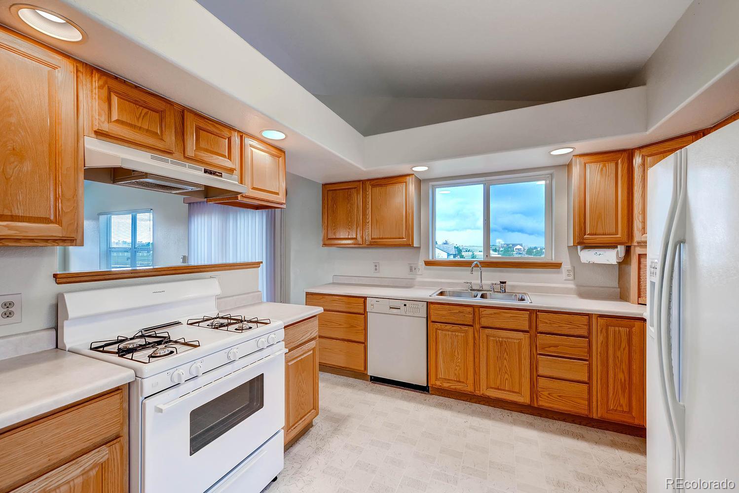 42886 Vista Ridge Road Parker, CO 80138 - Photo 8 of 28 Gallery Image 8