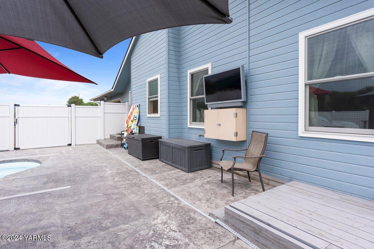 1084 Thompson Road Cowiche, WA 98923 - Photo 17 of 21