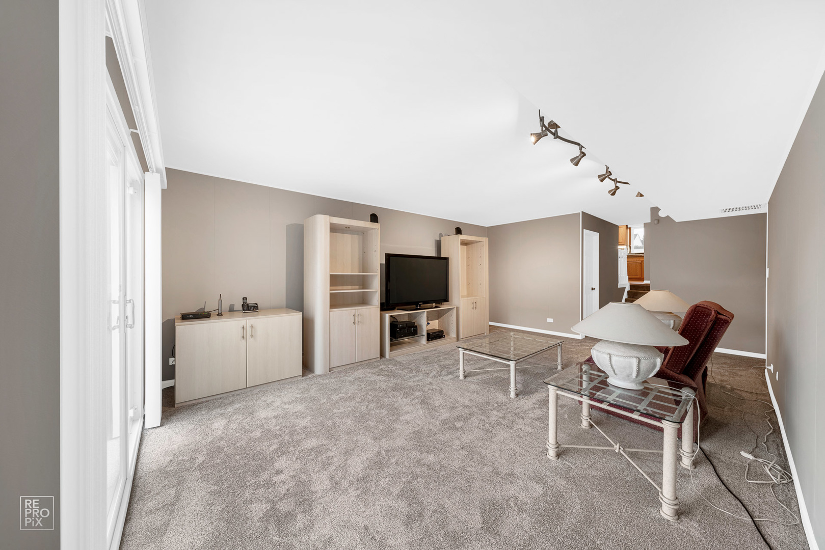 1264 Dayton Road Buffalo Grove, IL 60089 - Photo 7 of 20