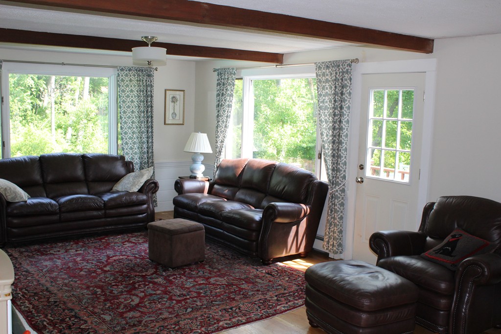 33 Alan Road Hamilton, MA 01982 - Photo 5 of 11 Gallery Image 5