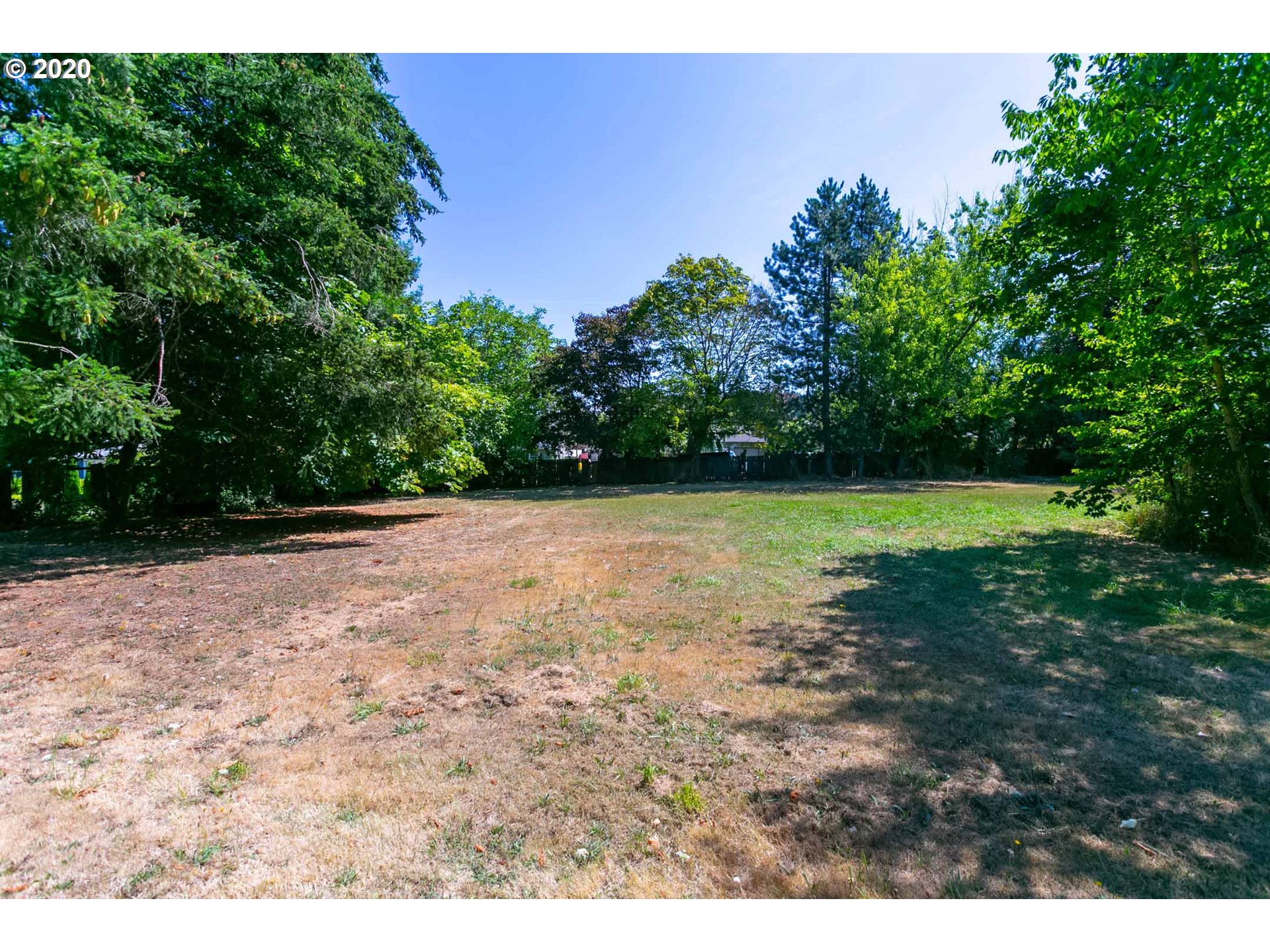 13811 Southeast Foster Road Portland, OR 97236 - Photo 4 of 10 Gallery Image 4