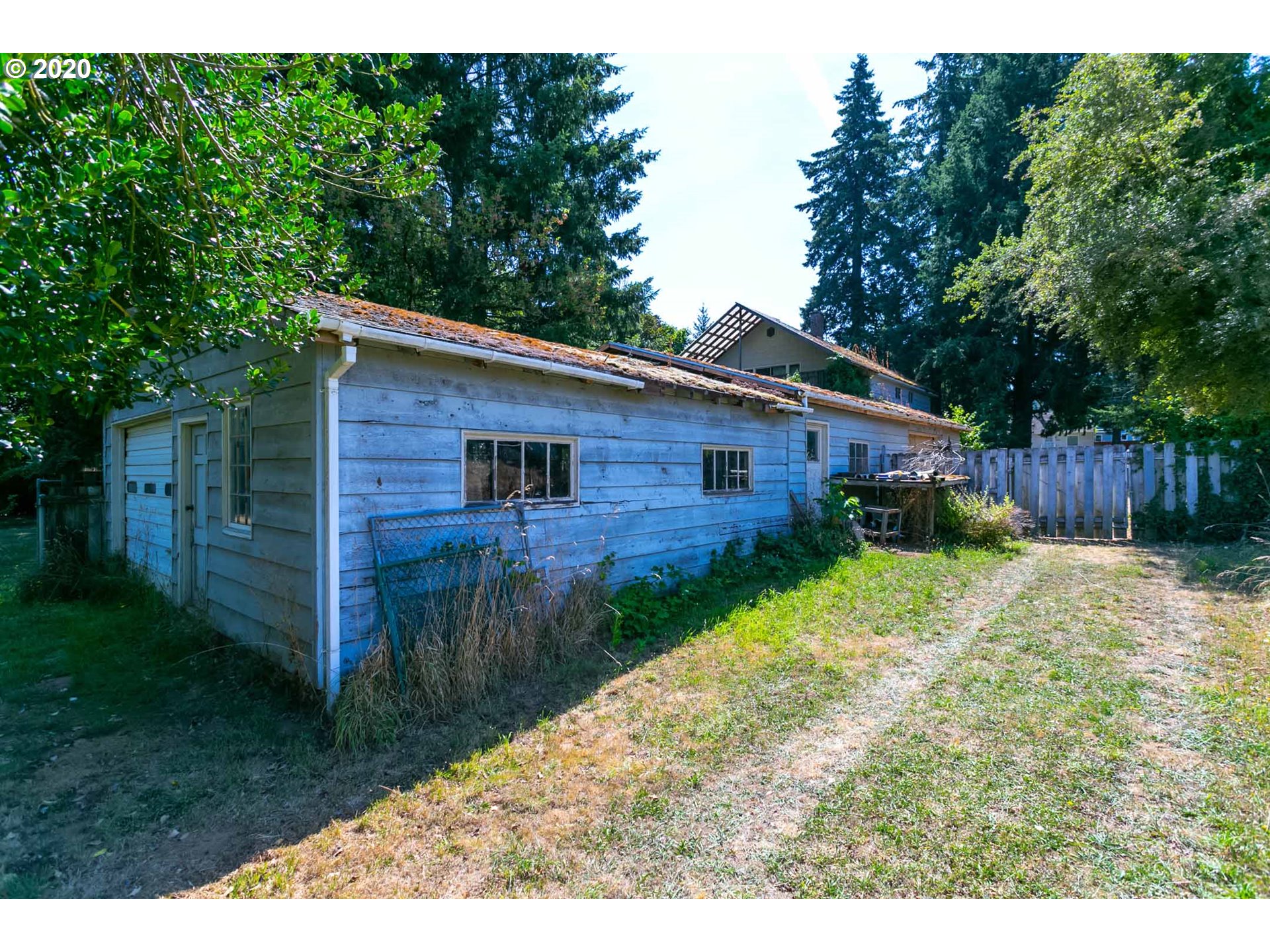 13811 Southeast Foster Road Portland, OR 97236 - Photo 6 of 10 Gallery Image 6