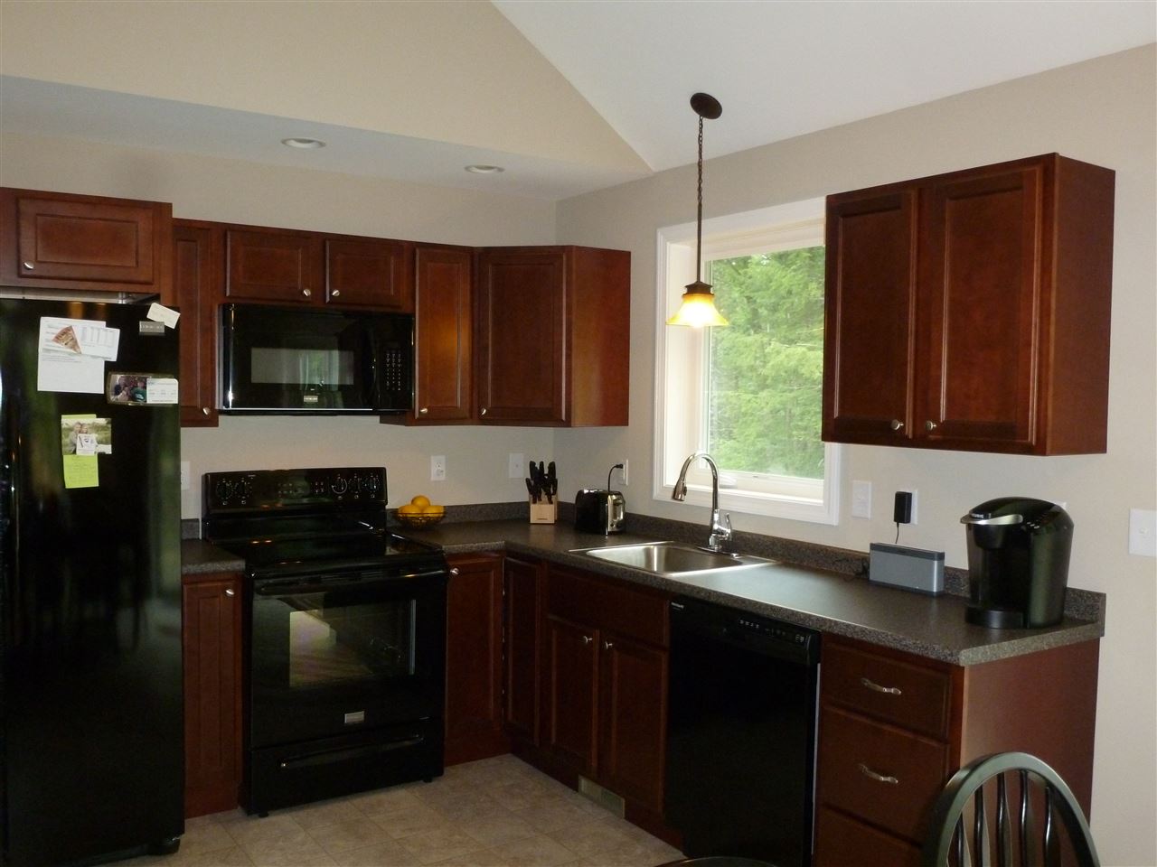 34 Reservation Road Deerfield, NH 03037 - Photo 3 of 20 Gallery Image 3