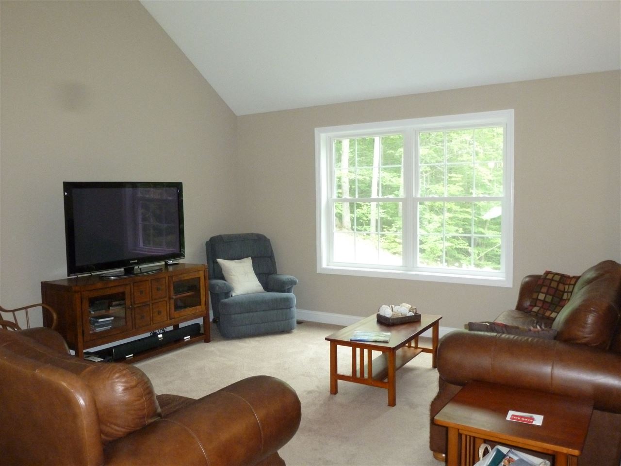 34 Reservation Road Deerfield, NH 03037 - Photo 7 of 20 Gallery Image 7