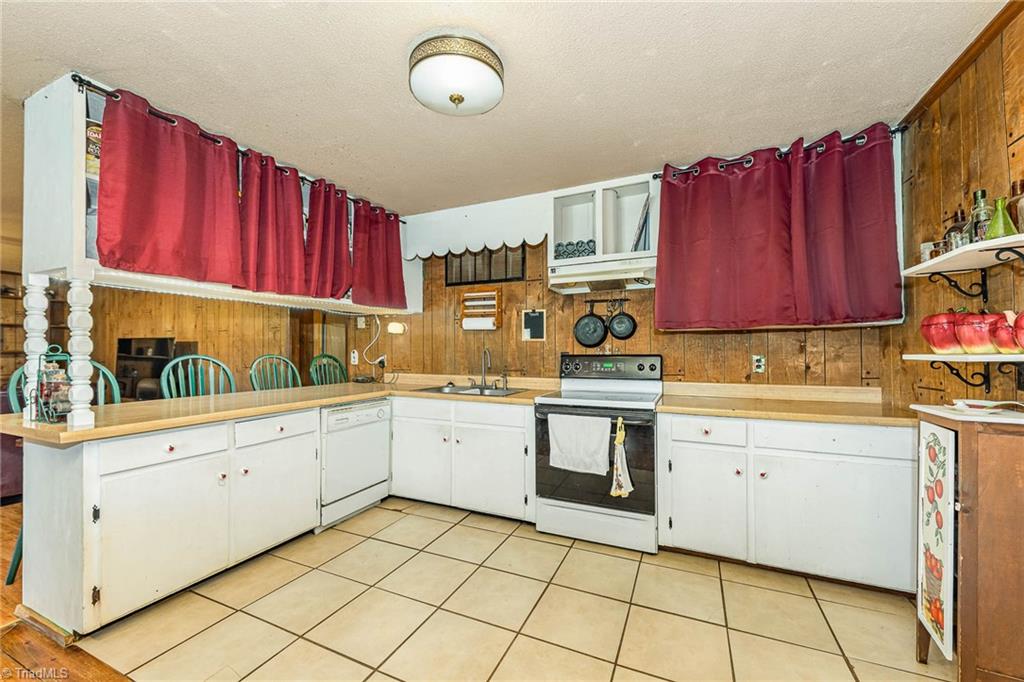 3097 Floyd Church Road Lexington, NC 27292 - Photo 11 of 28