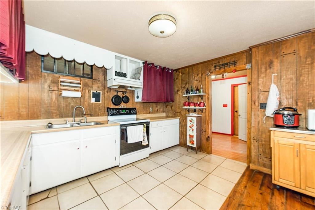 3097 Floyd Church Road Lexington, NC 27292 - Photo 12 of 28