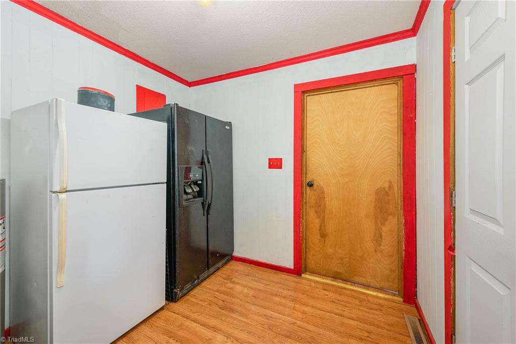 3097 Floyd Church Road Lexington, NC 27292 - Photo 13 of 28