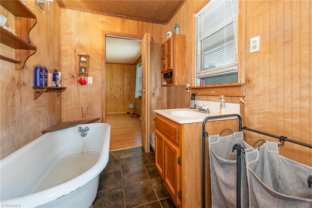 3097 Floyd Church Road Lexington, NC 27292 - Photo 16 of 28