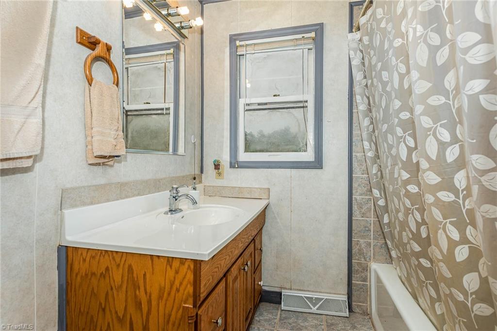 3097 Floyd Church Road Lexington, NC 27292 - Photo 20 of 28