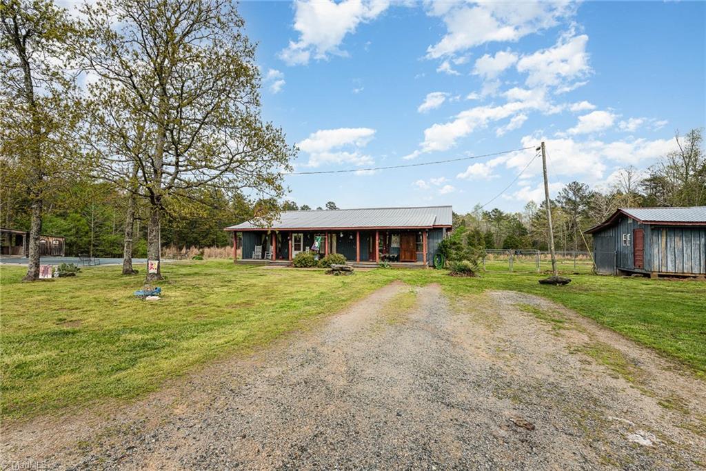 3097 Floyd Church Road Lexington, NC 27292 - Photo 3 of 28