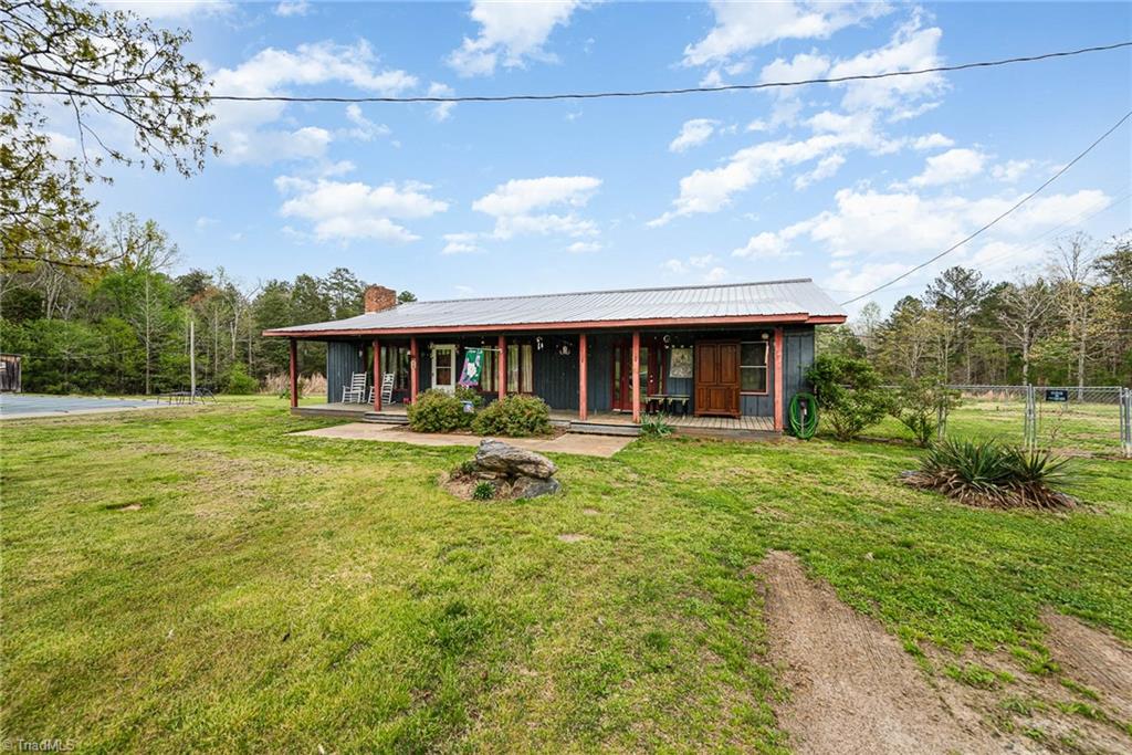 3097 Floyd Church Road Lexington, NC 27292 - Photo 4 of 28