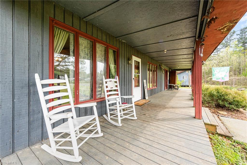 3097 Floyd Church Road Lexington, NC 27292 - Photo 5 of 28