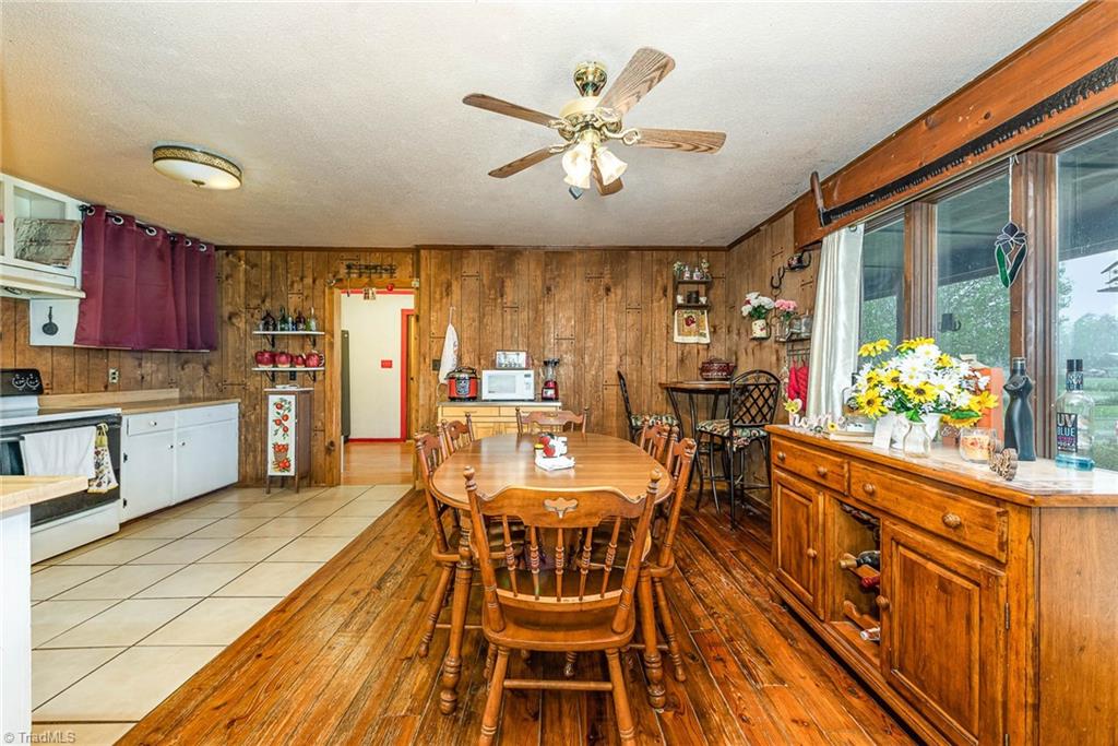 3097 Floyd Church Road Lexington, NC 27292 - Photo 9 of 28