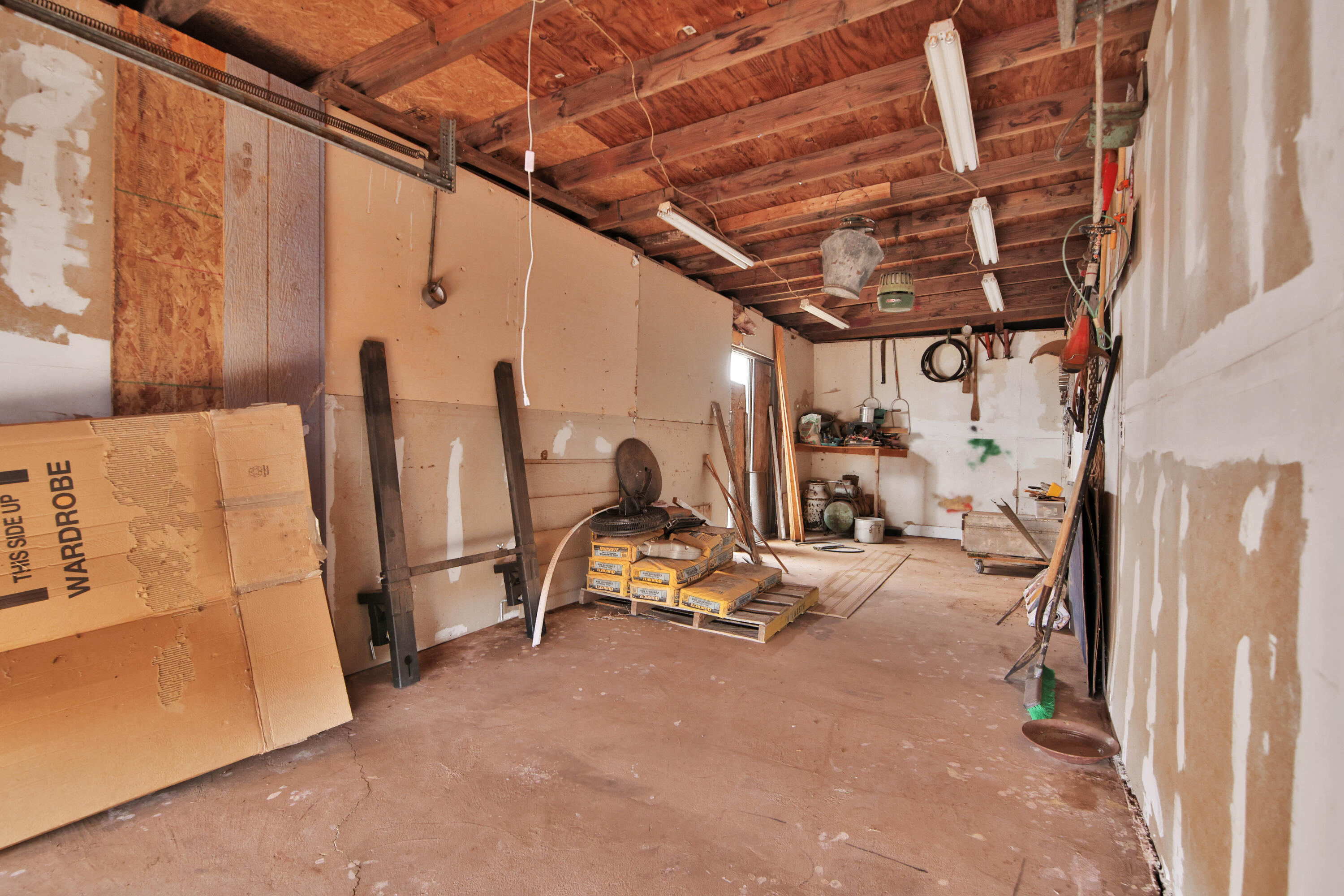 6756 Bear Road Lubbock, TX 79407 - Photo 26 of 36 IMG_0754