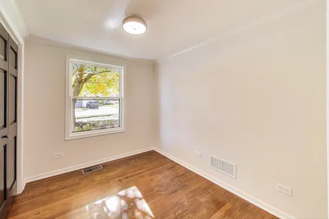 $399,900 | 1321 West Liberty Drive, Wheaton, IL 60187