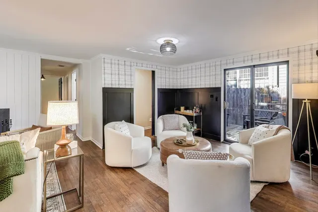 $399,900 | 1321 West Liberty Drive, Wheaton, IL 60187