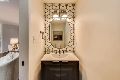 $399,900 | 1321 West Liberty Drive, Wheaton, IL 60187