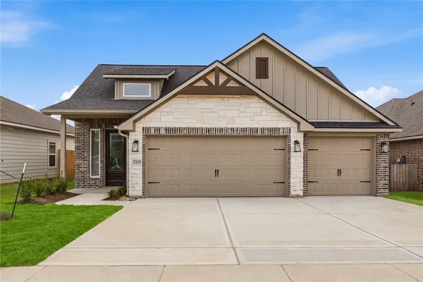 $382,900 | 6110 Pocono Drive, College Station, TX 77845