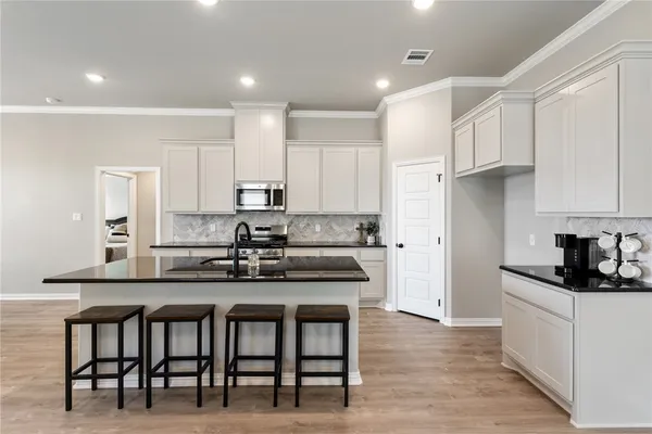 $382,900 | 6110 Pocono Drive, College Station, TX 77845