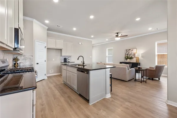 $382,900 | 6110 Pocono Drive, College Station, TX 77845