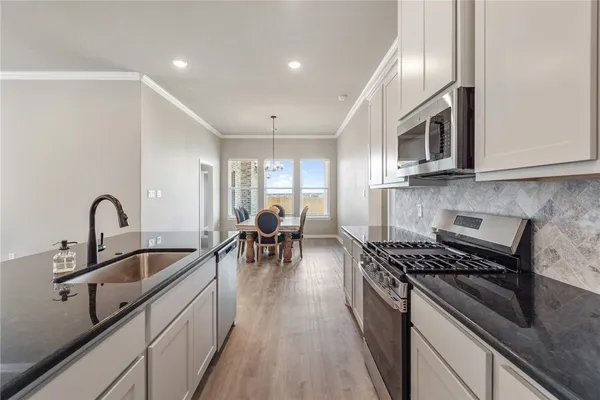 $382,900 | 6110 Pocono Drive, College Station, TX 77845