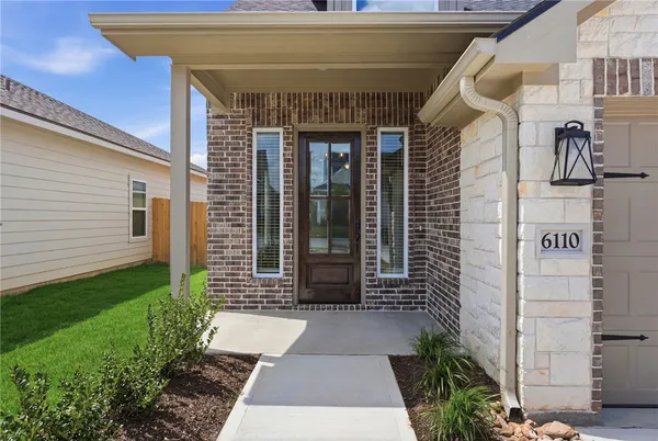 $382,900 | 6110 Pocono Drive, College Station, TX 77845