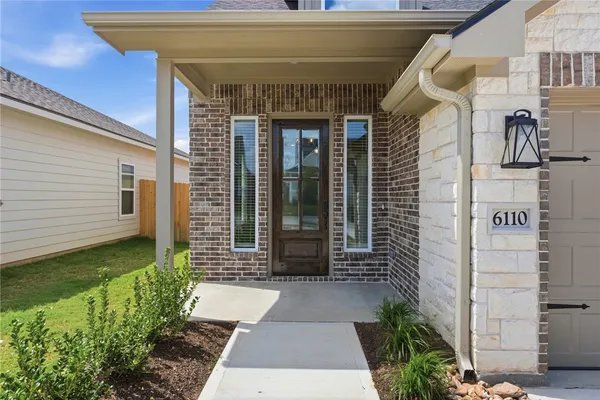 $382,900 | 6110 Pocono Drive, College Station, TX 77845