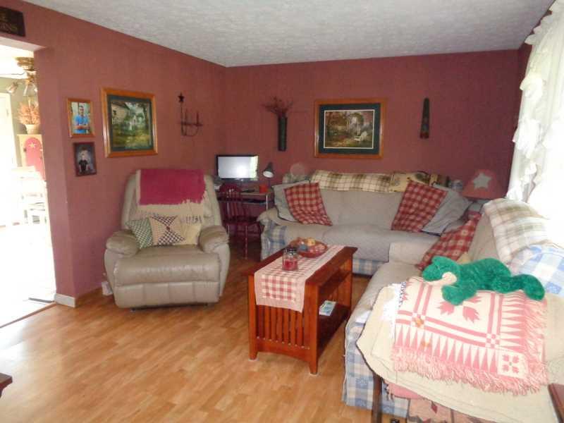 1182 East Lake Road Transfer, PA 16154 - Photo 2 of 14 Living Room.