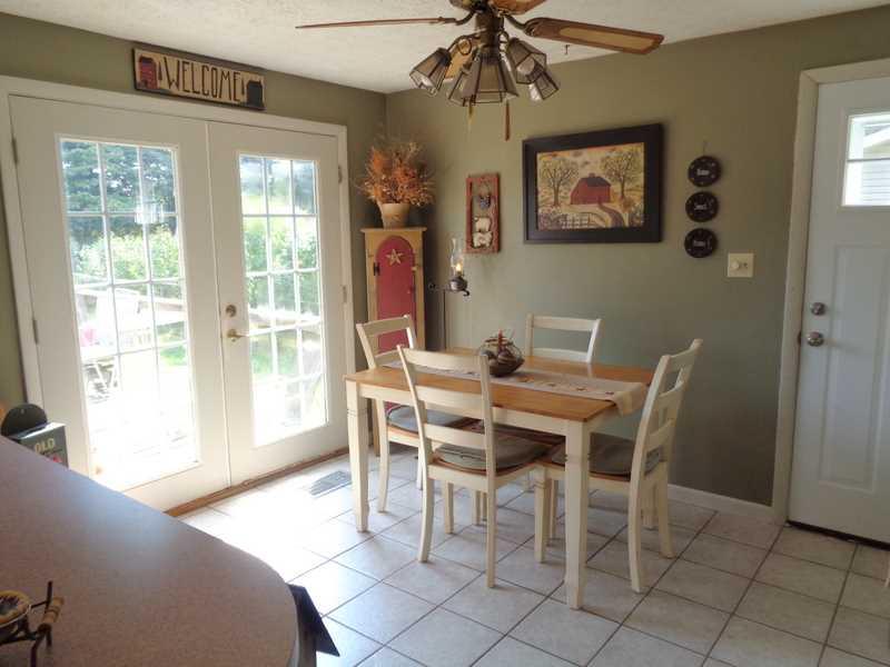 1182 East Lake Road Transfer, PA 16154 - Photo 11 of 14 Kitchen.