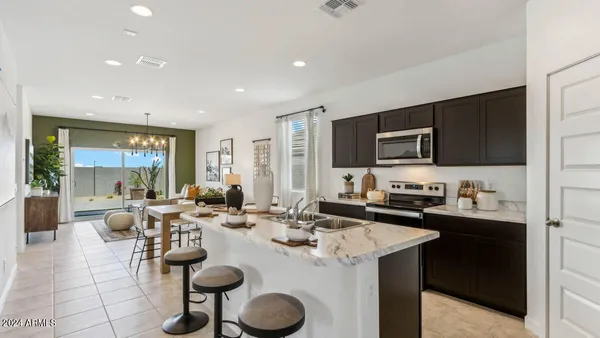 $339,990 | 5549 East Cinder Lane, San Tan Valley, AZ 85140