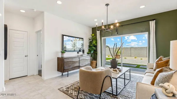 $339,990 | 5549 East Cinder Lane, San Tan Valley, AZ 85140