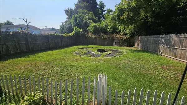 $89,900 | 16 Pulaski Street, Auburn, NY 13021