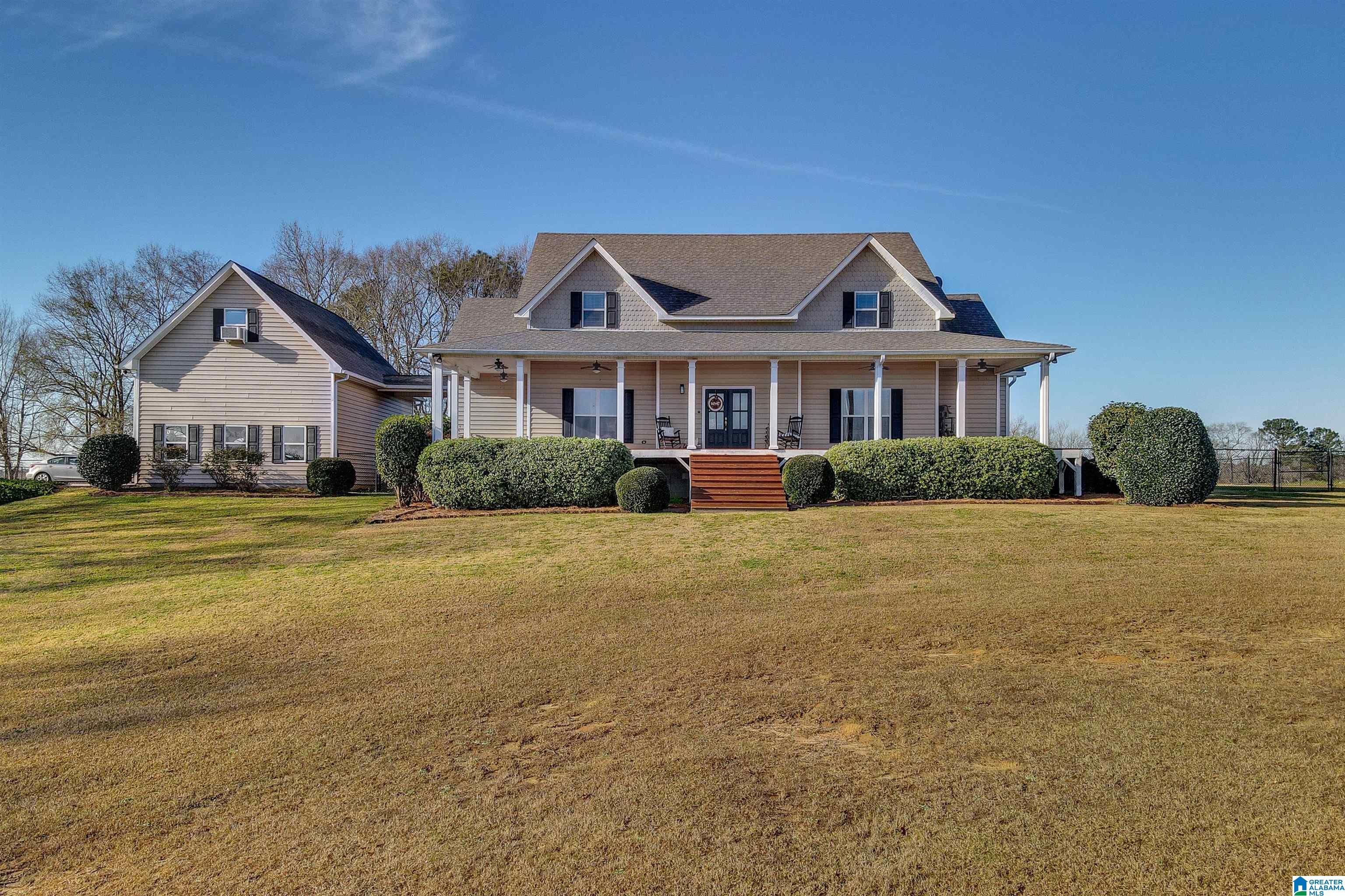 943 Pineneedle Lane Clanton, AL 35045 - Photo 1 of 50