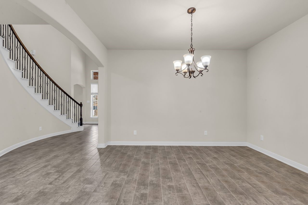2739 Barrington Branch Drive Spring, TX 77373 - Photo 22 of 41 Form dining