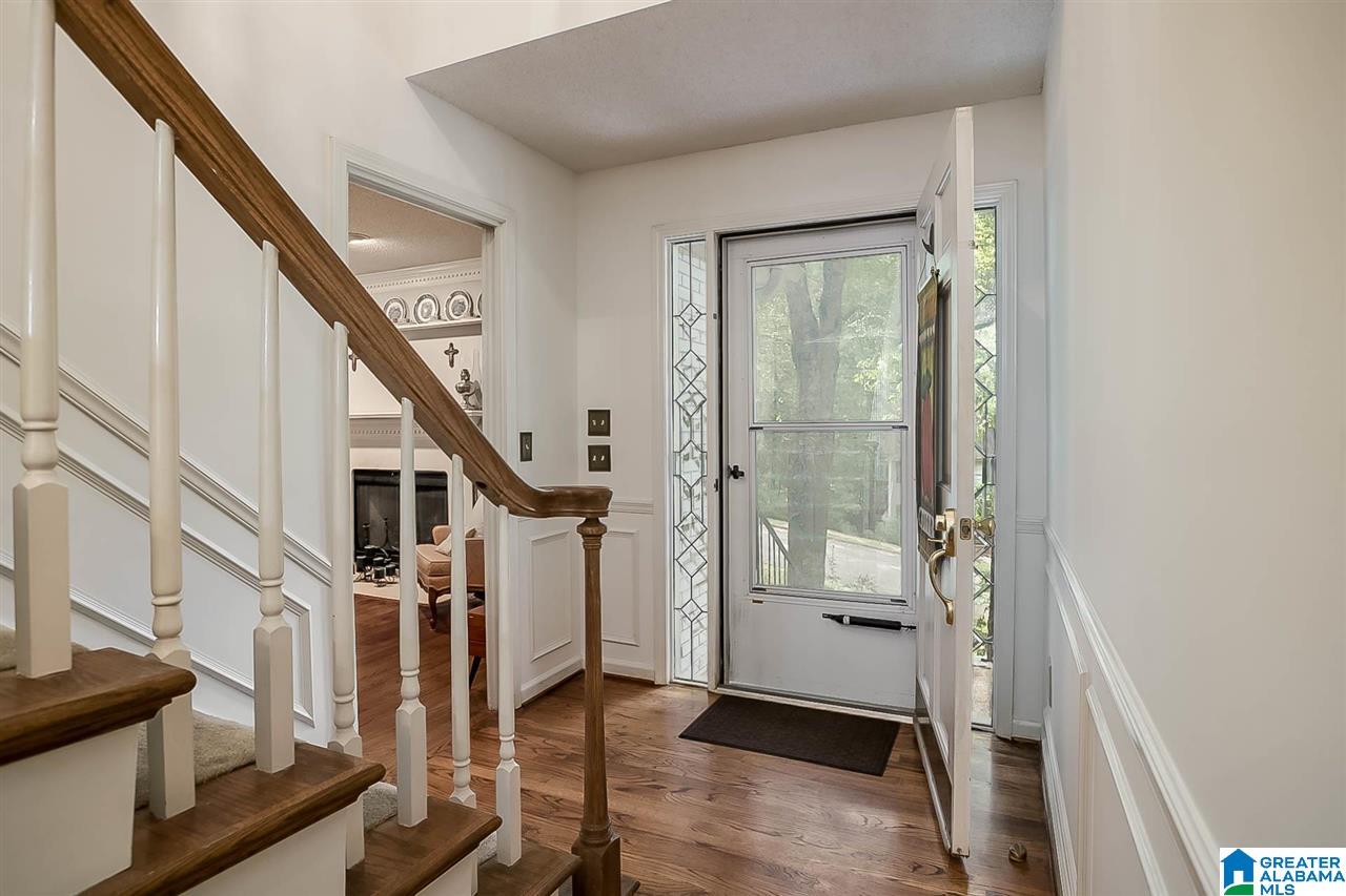 2024 Shagbark Road Birmingham, AL 35244 - Photo 6 of 42