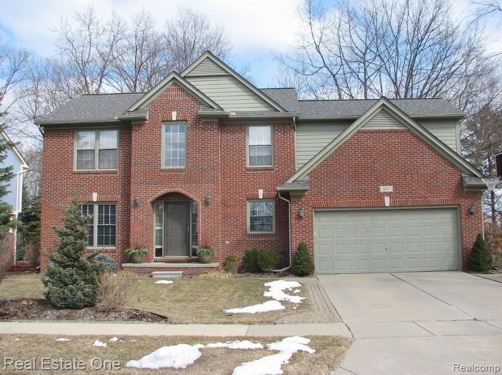 847 Rambling Drive Rochester, MI 48307 - Photo 1 of 15 1 Front.jpg