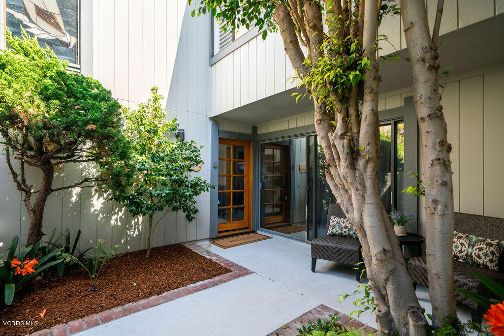2260 Harbor Boulevard Oxnard, CA 93035 - Photo 2 of 28 a view of a house with a tree in front