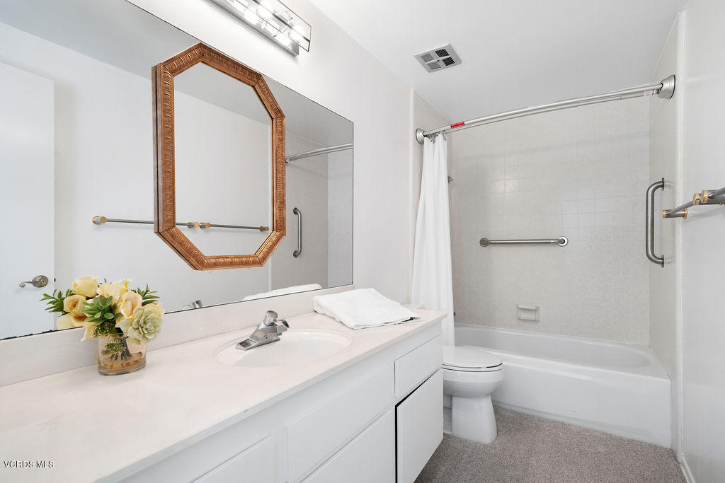 2260 Harbor Boulevard Oxnard, CA 93035 - Photo 23 of 28 a bathroom with a sink toilet and shower
