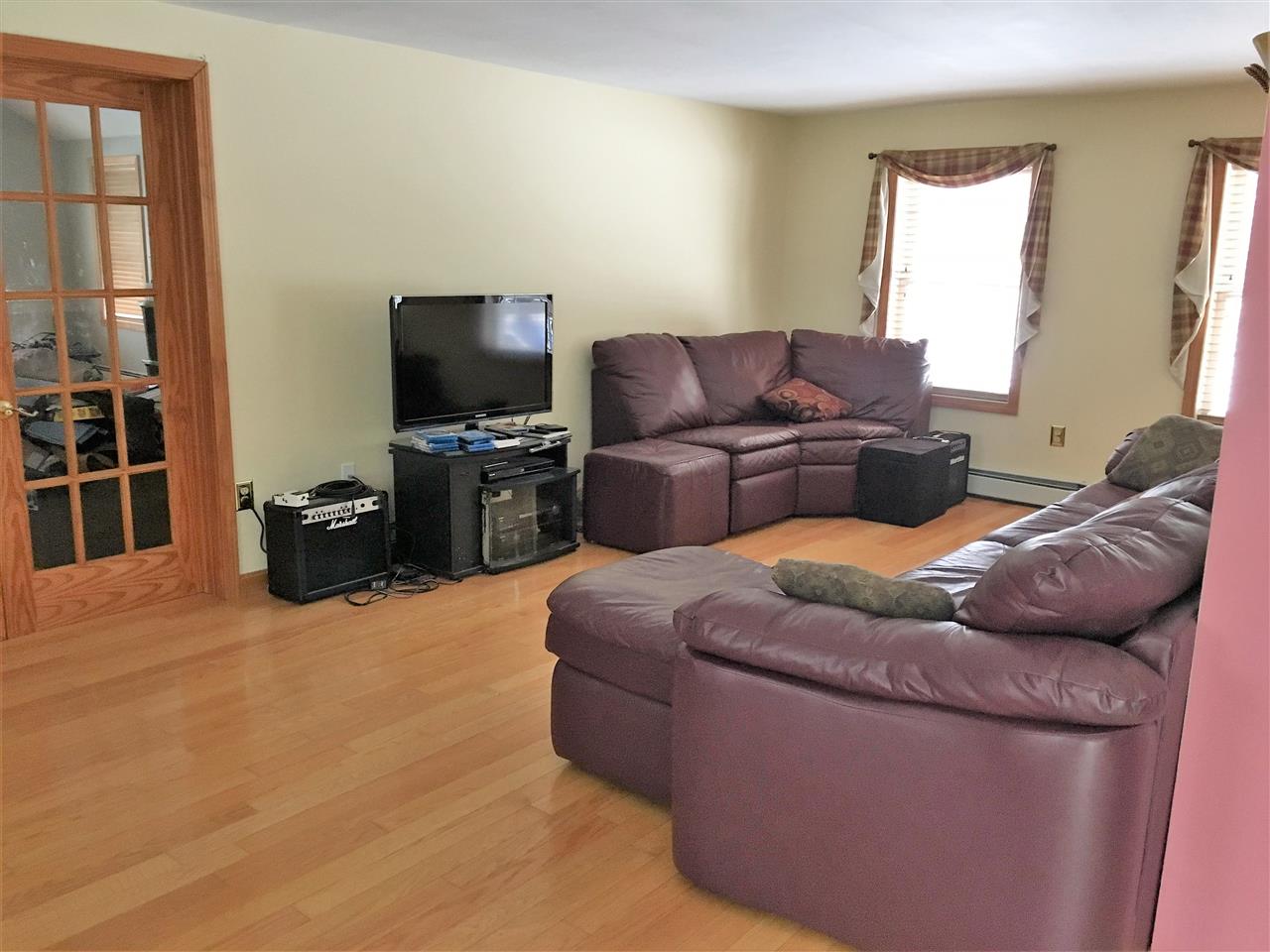 25 Glen Ridge Road Raymond, NH 03077 - Photo 5 of 15 Gallery Image 5