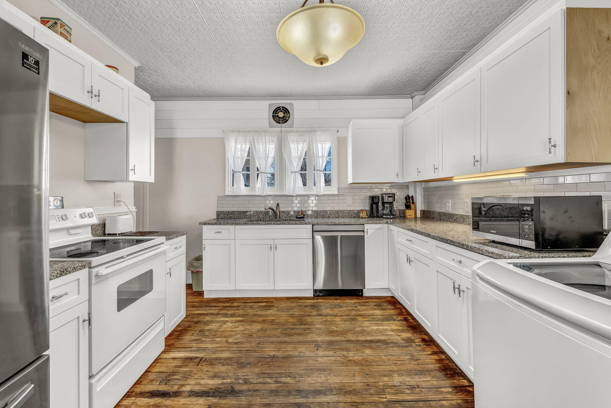 340 North Main Street Brewer, ME 04412 - Photo 6 of 79 26-web-or-mls-340-n-main-st