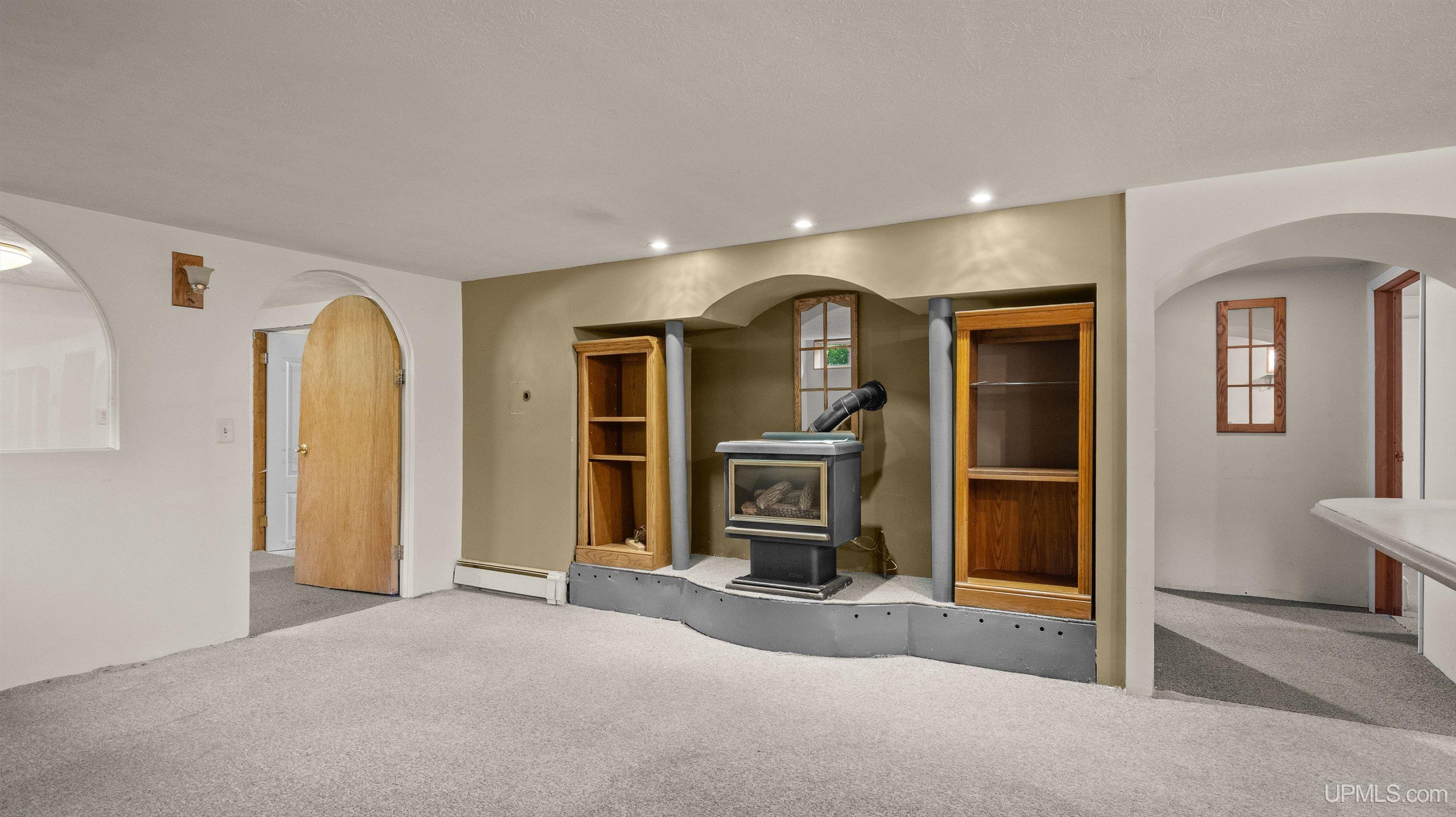 8589 M.5 Road Gladstone, MI 49837 - Photo 43 of 47 Gallery Image 43